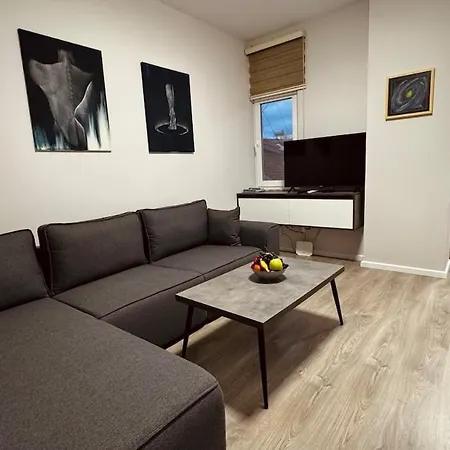 Bllok B Apartamento *