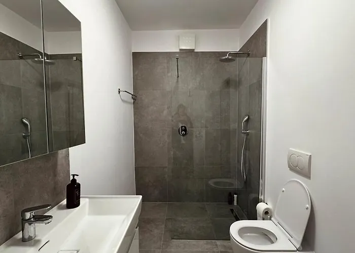 Bllok B Apartamento Tirana