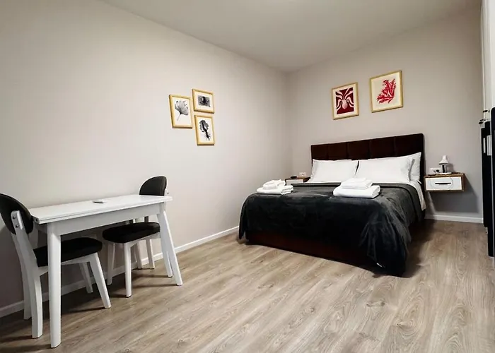 Apartamento Bllok B Tirana